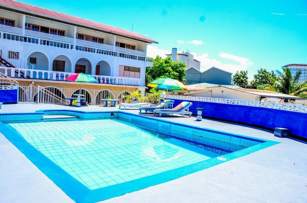 Marine View Hotel Ocho Ríos Exterior foto