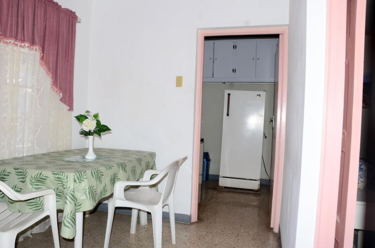 Marine View Hotel Ocho Ríos Habitación foto